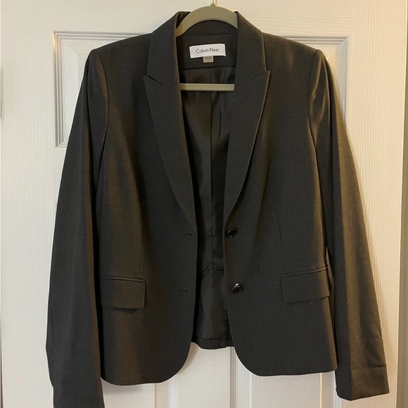 Notch-Collar Long Sleeve Padded Shoulder Luxe Stretch Jacket - Picture 3 of 3